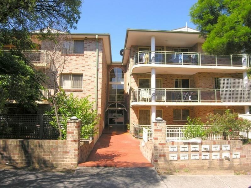 6/46-48 Gloucester Road, Hurstville NSW 2220