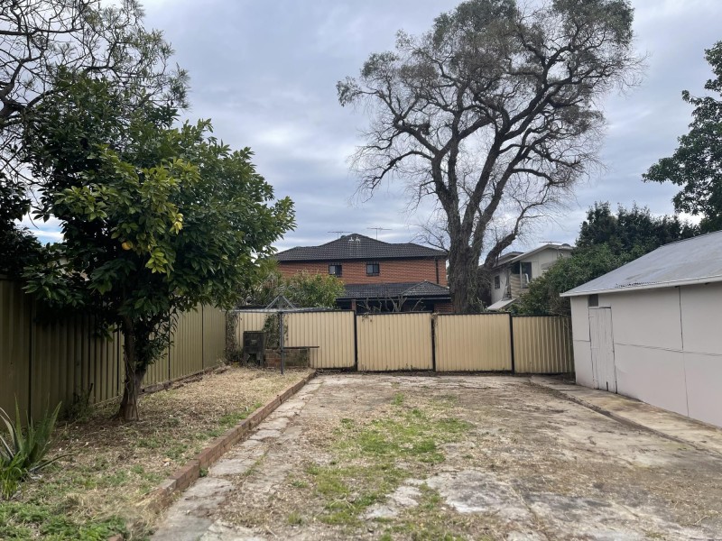 138 Stoney Creek Road, Beverly Hills NSW 2209