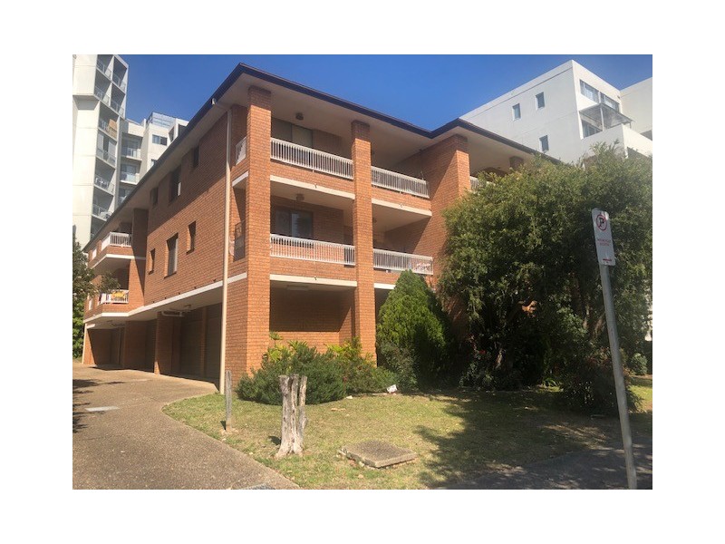 4/3-5 Bond Street, Hurstville NSW 2220