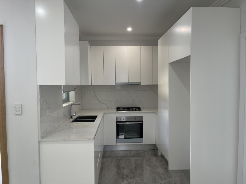 9a Thomond ST, Hurstville NSW 2220