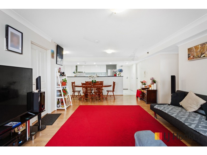 11/107 Forest Road, Hurstville NSW 2220