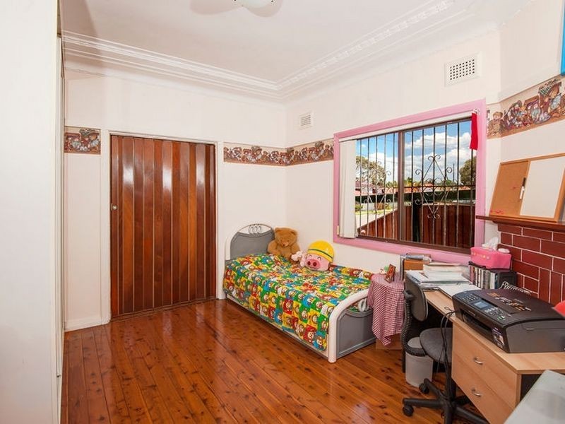 14 Balfour Road, Narwee NSW 2209