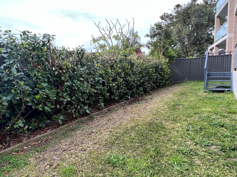 4/26-28 Gover Street, Peakhurst NSW 2210