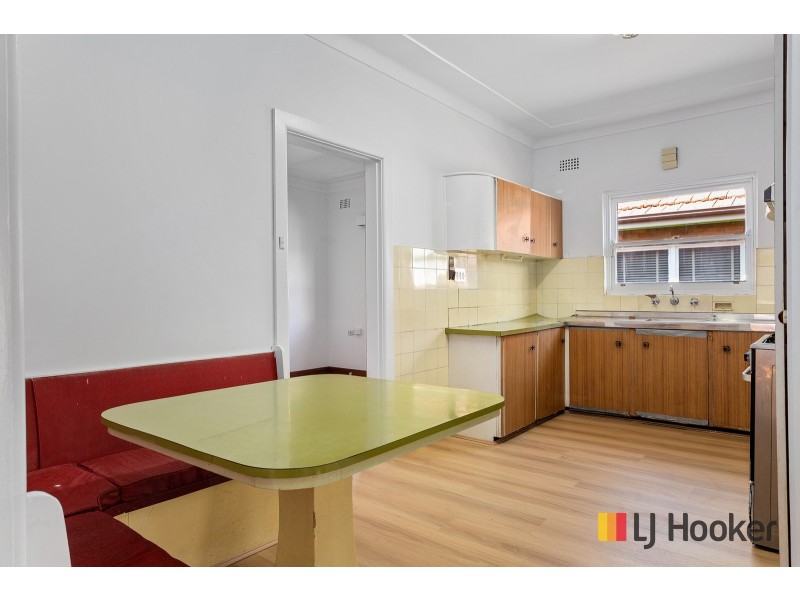 6 Vicliffe Avenue, Campsie NSW 2194