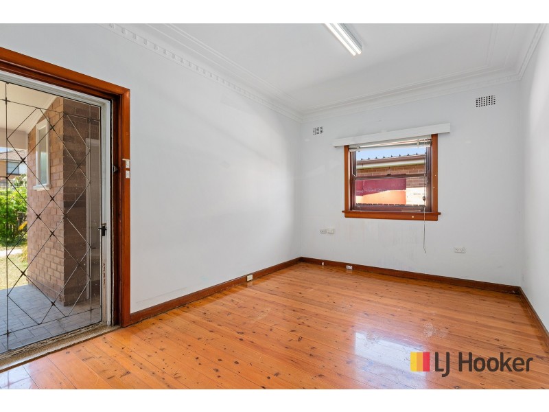 6 Vicliffe Avenue, Campsie NSW 2194
