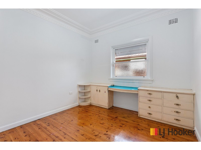 6 Vicliffe Avenue, Campsie NSW 2194