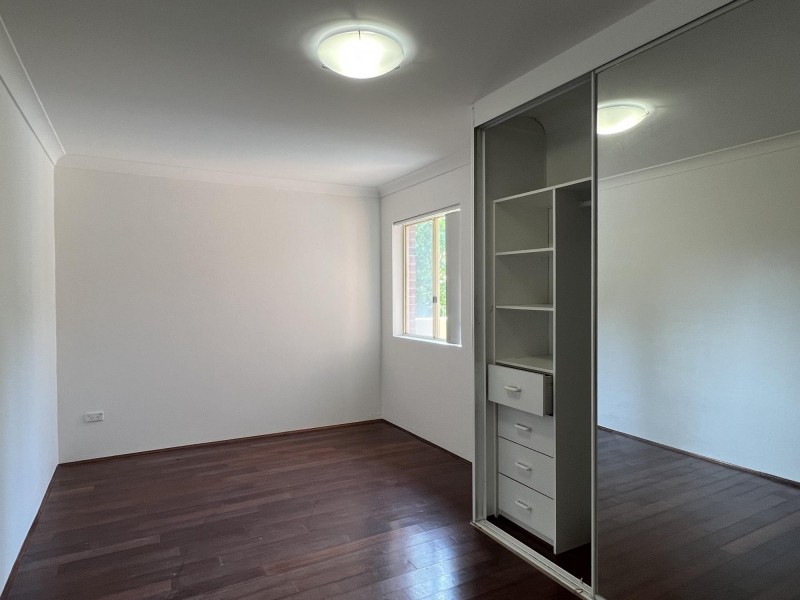 23/8-12 Bond Street, Hurstville NSW 2220