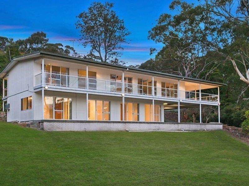 37 Grandview Cres, Lugarno NSW 2210