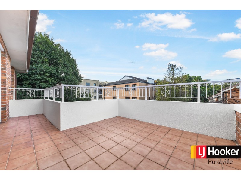 6/82 Woniora Road, Hurstville NSW 2220