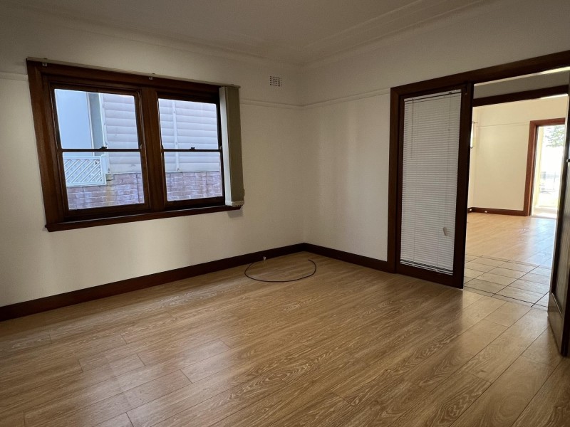 215 The Grand Parade, Monterey NSW 2217