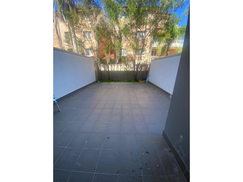 2/42-46 Carrington Avenue, Hurstville NSW 2220