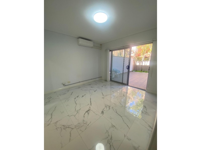 2/42-46 Carrington Avenue, Hurstville NSW 2220