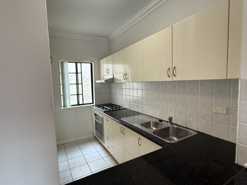 18/68-72 Woniora Road, Hurstville NSW 2220