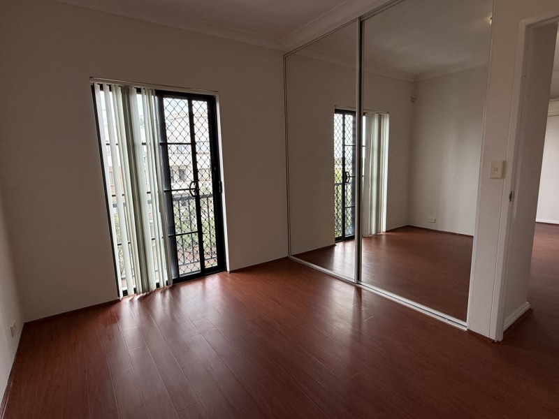 18/68-72 Woniora Road, Hurstville NSW 2220