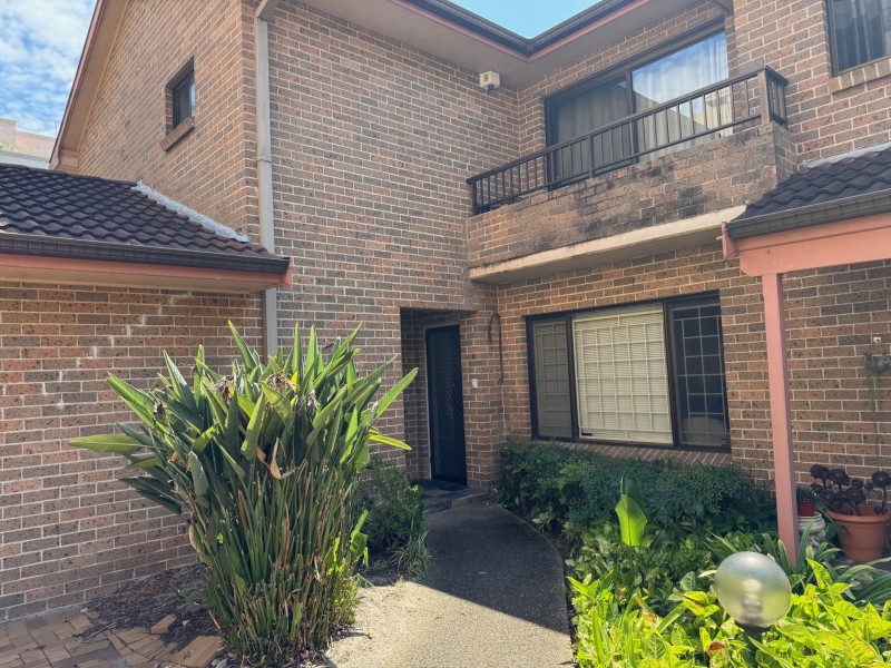 4/39 Empress Street, Hurstville NSW 2220