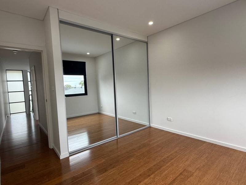 72A Mcclean Street, Georges Hall NSW 2198