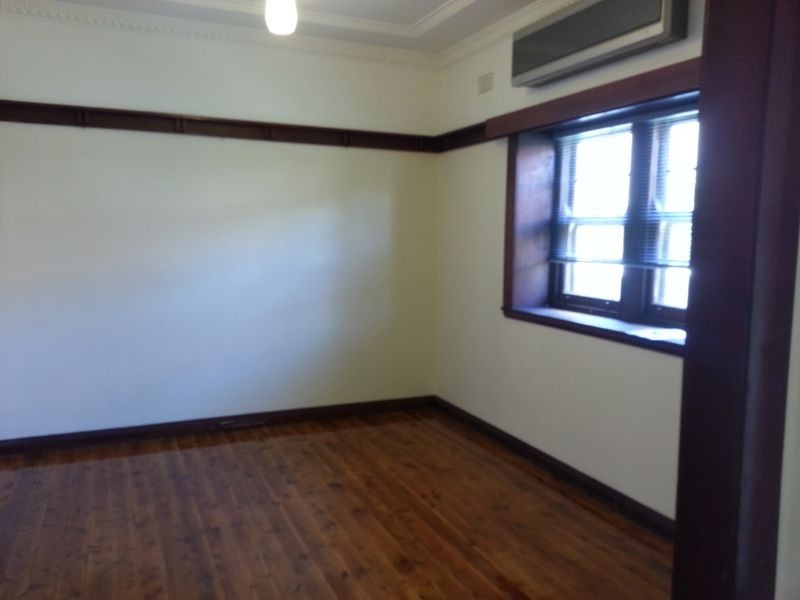 48 Glenwall Street, Kingsgrove NSW 2208