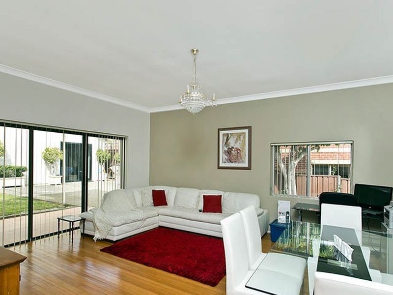 13 Romani Ave, Hurstville NSW 2220