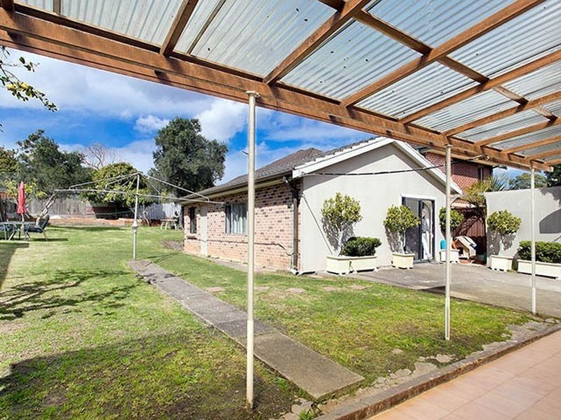 13 Romani Ave, Hurstville NSW 2220