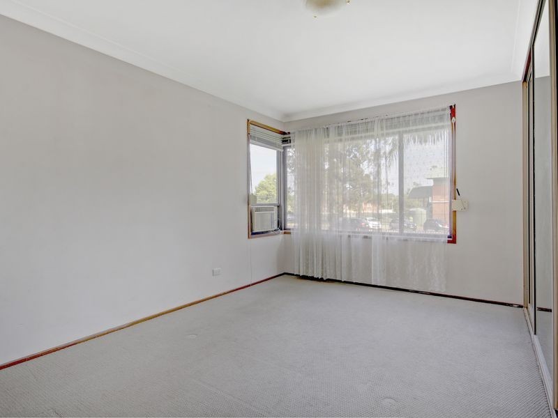 94 Cumberland Road, Ingleburn NSW 2565