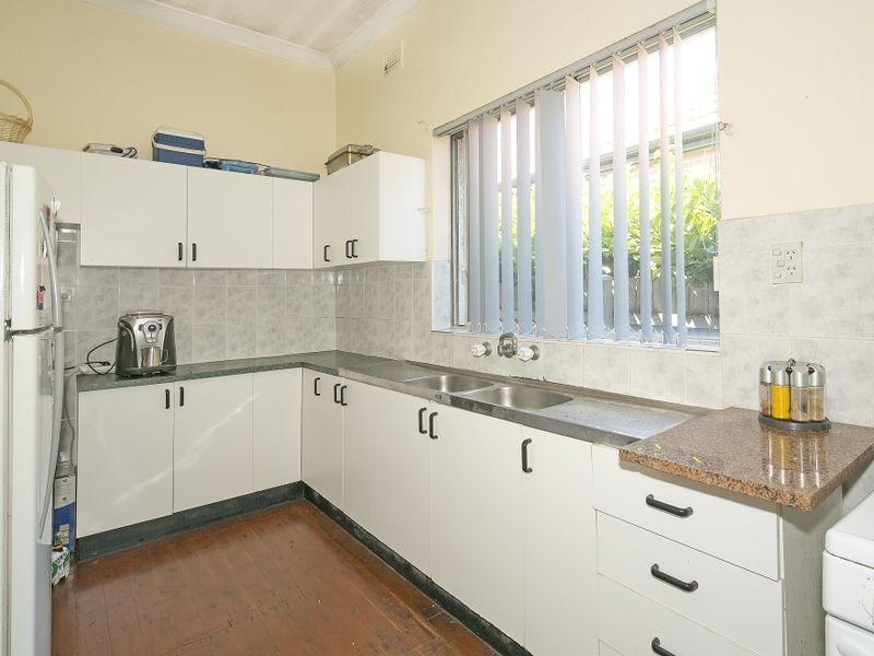 14 Carrington Street, Bexley NSW 2207