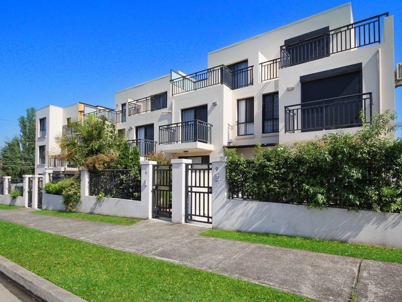 8/7a-11 Blakesley Road, Carlton NSW 2218