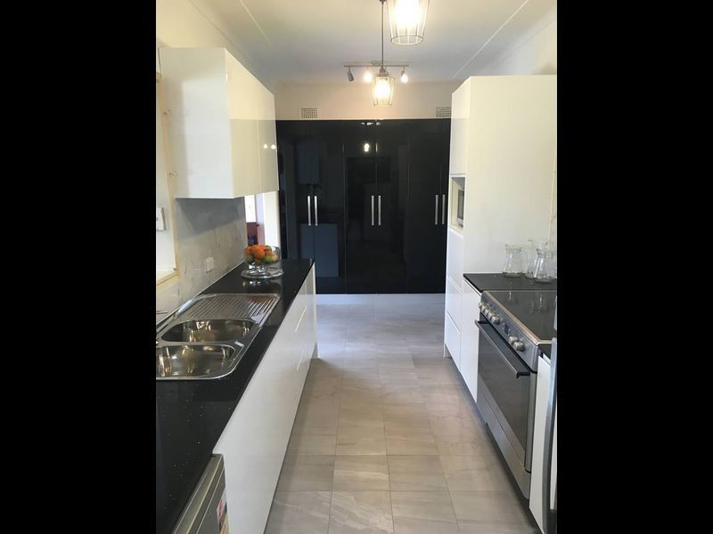 12 Forshaw Avenue, Peakhurst NSW 2210