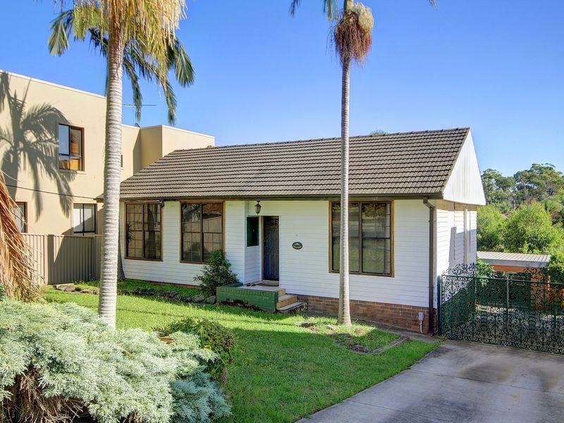 12 Peake Parade, Peakhurst NSW 2210