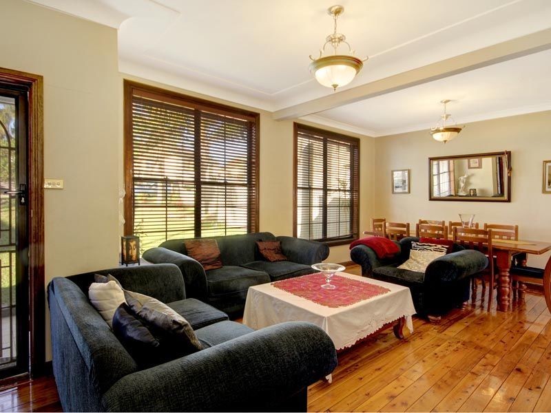 12 Peake Parade, Peakhurst NSW 2210