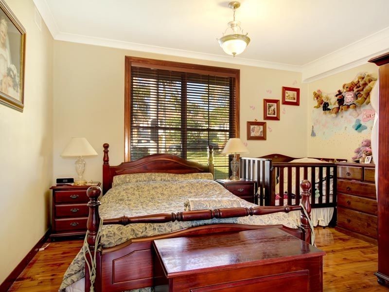 12 Peake Parade, Peakhurst NSW 2210