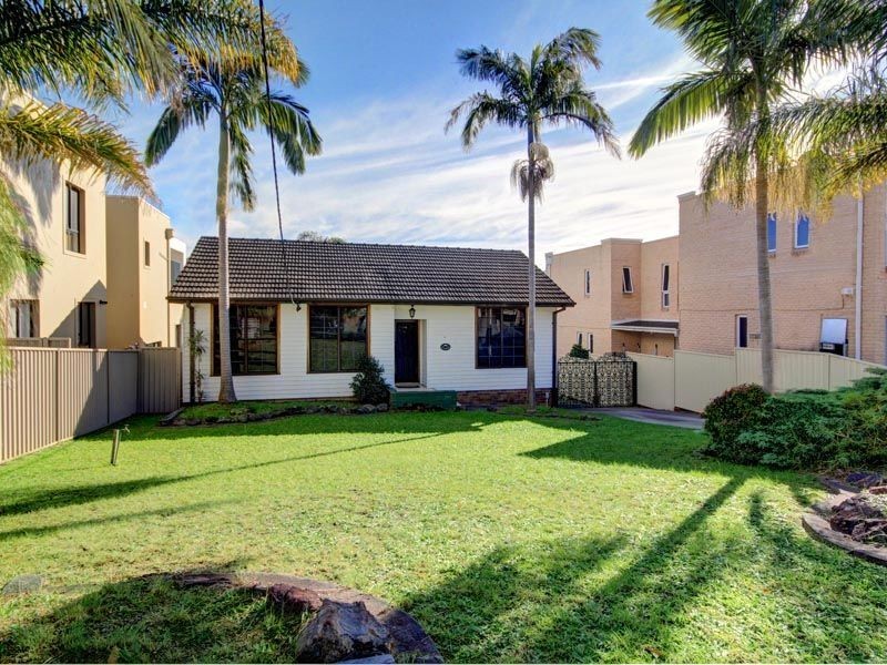 12 Peake Parade, Peakhurst NSW 2210