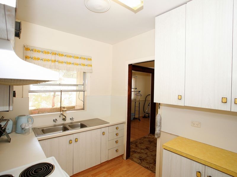 52 Kyle Parade, Kyle Bay NSW 2221