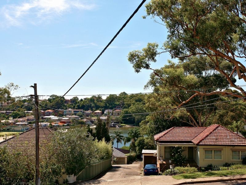 52 Kyle Parade, Kyle Bay NSW 2221