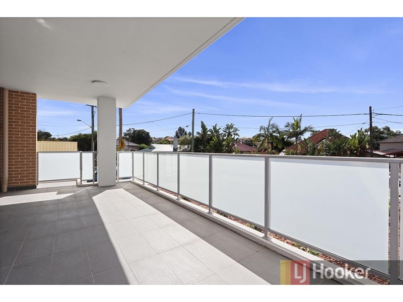 1/2 Carlton Parade, Carlton NSW 2218