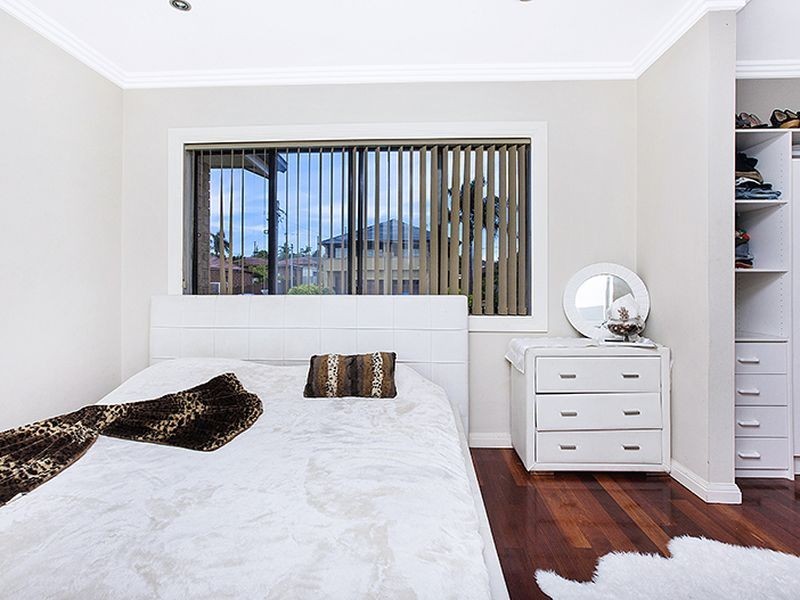 24 Kenyon Road, Bexley NSW 2207