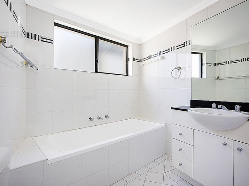 25/323 Forest Road, Hurstville NSW 2220