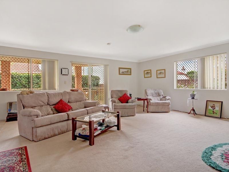 1/90 Queens Road, Hurstville NSW 2220