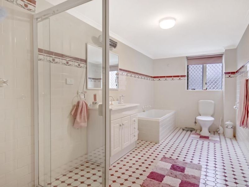 1/90 Queens Road, Hurstville NSW 2220