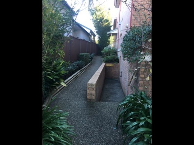 1/90 Queens Road, Hurstville NSW 2220