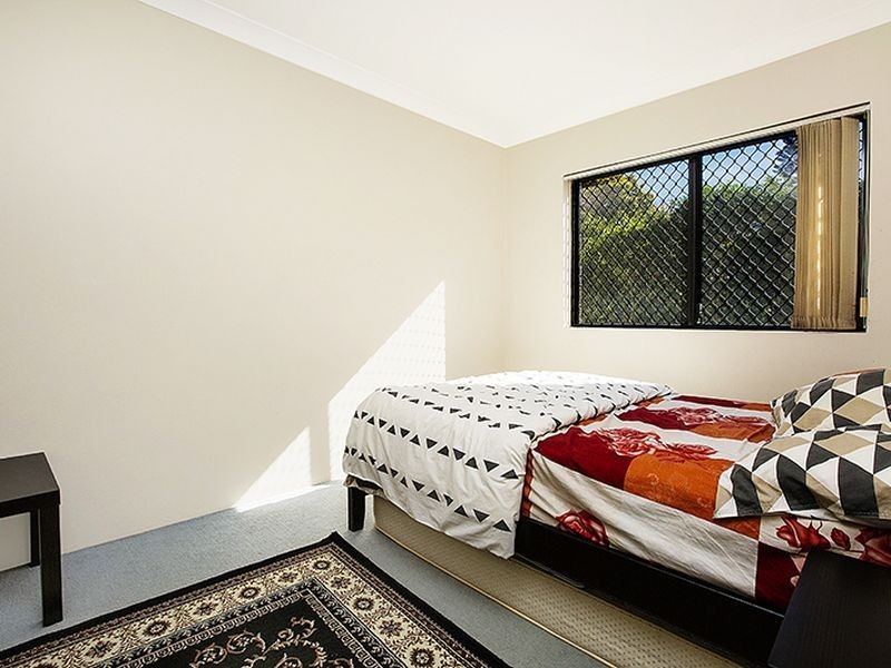 2/1-3 St Georges Parade, Hurstville NSW 2220