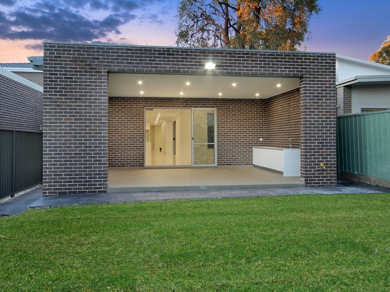 65 Park Street, Peakhurst NSW 2210