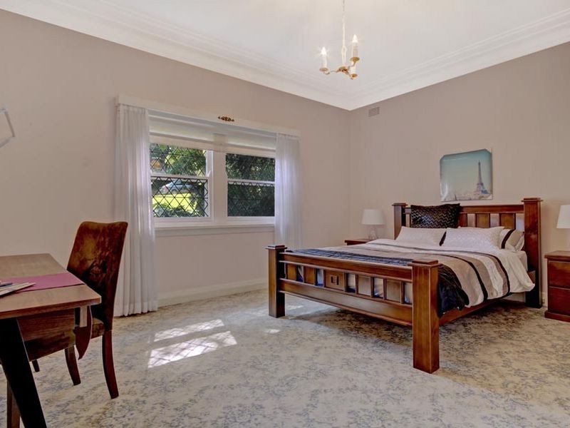 2 Greenbank Street, Hurstville NSW 2220