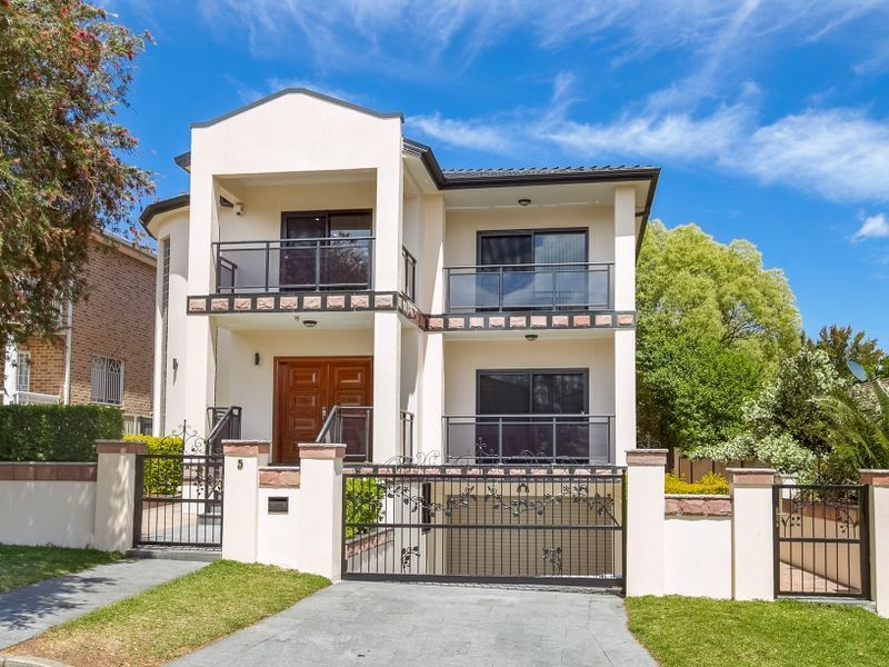 5 Taronga St, Hurstville NSW 2220