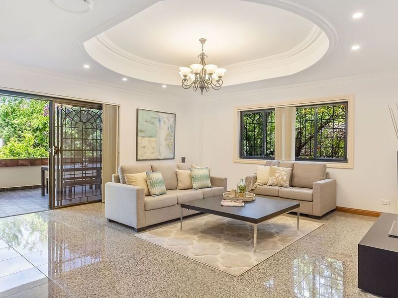 5 Taronga St, Hurstville NSW 2220