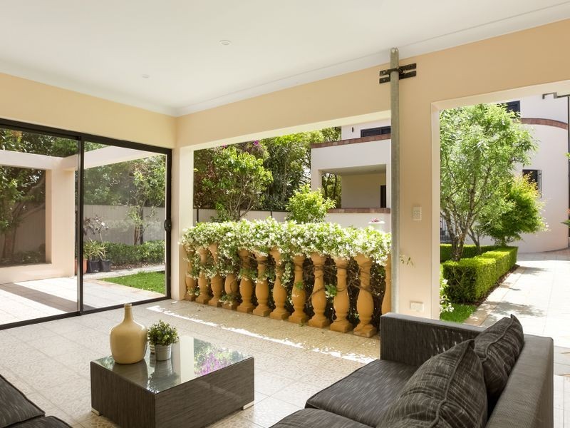 5 Taronga St, Hurstville NSW 2220