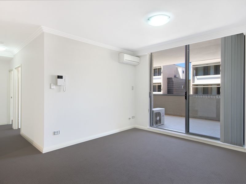 Unit L102/81-86 Courallie Ave, Homebush West NSW 2140