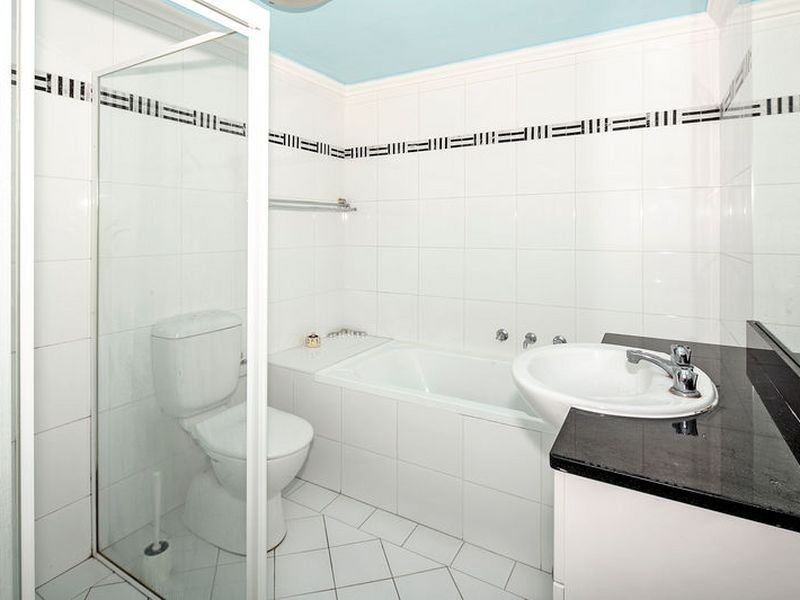 29/323 Forest Road, Hurstville NSW 2220