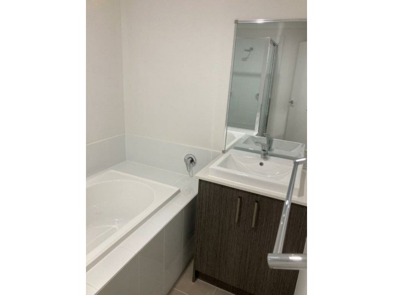 9 Bonneville Boulevard, Goulburn NSW 2580