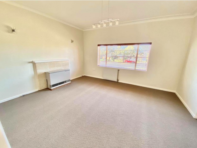 24 Coromandel Street, Goulburn NSW 2580