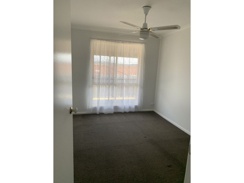 8 Leeson Street, Goulburn NSW 2580